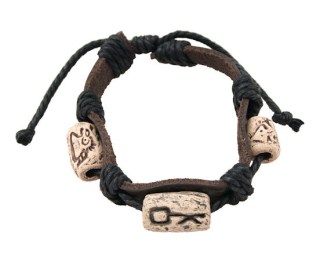 Armband met houten kralen